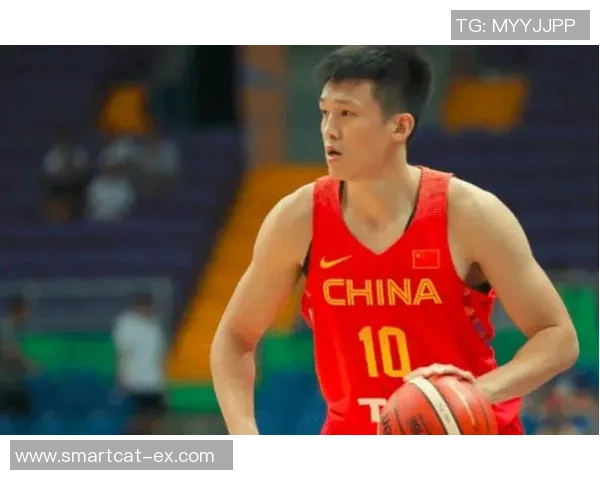 周鹏：从篮球场上的拼搏到生活中的坚韧，见证梦想与奋斗的交织之路
