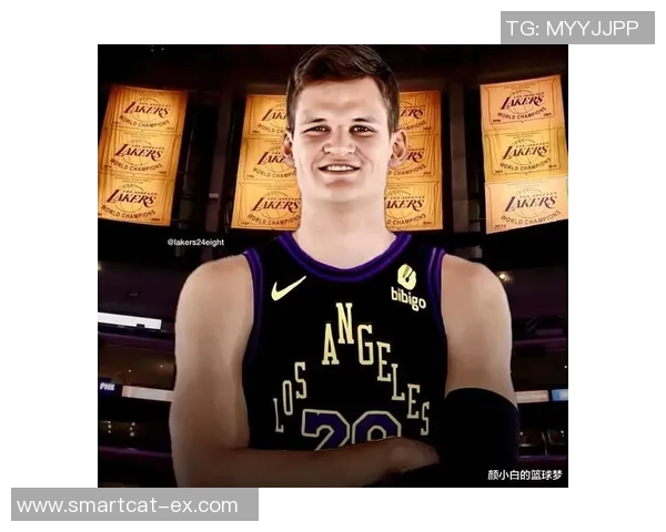 沃克凯斯勒展现潜力成为NBA新星引发球迷热议与期待