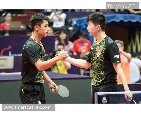 班菲尔德与坦珀利的激烈对决展现足球魅力与战术智慧的巅峰较量 班菲尔德与坦珀利的激烈对决展现足球魅力与战术智慧的巅峰较量